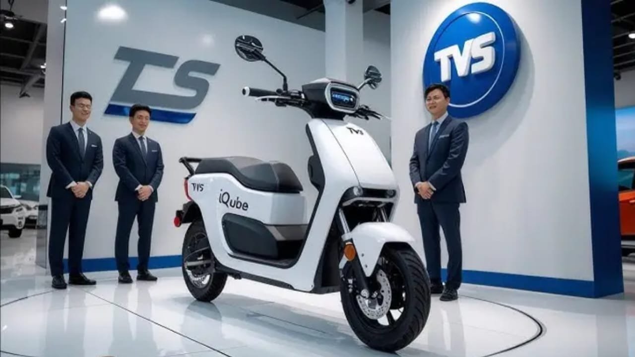 TVS iQube Electric 2025 – 580KM Range, Smart AI Dashboard & Fast Charging Battery at Just ₹55,000!